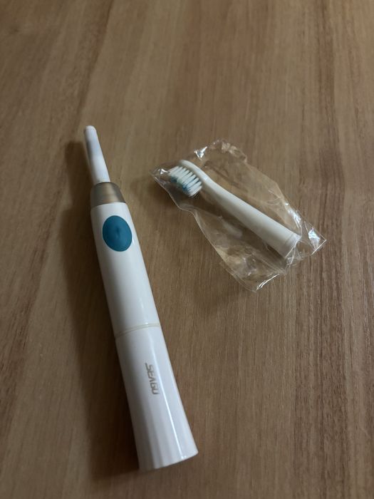 Електрична зубна щітка