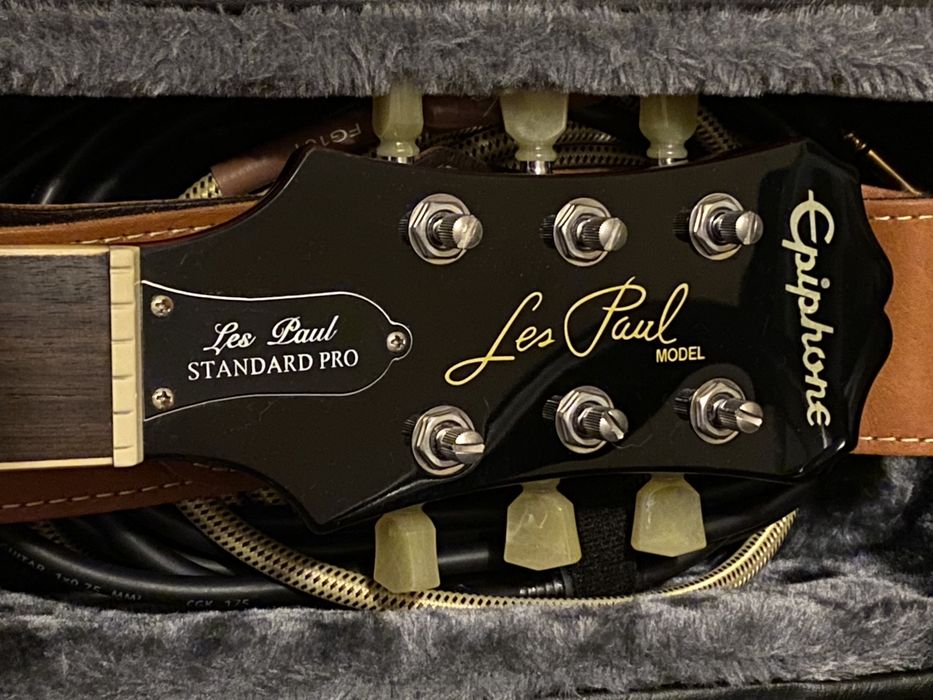 Les paul standard  pro da Epiphone amp Fender