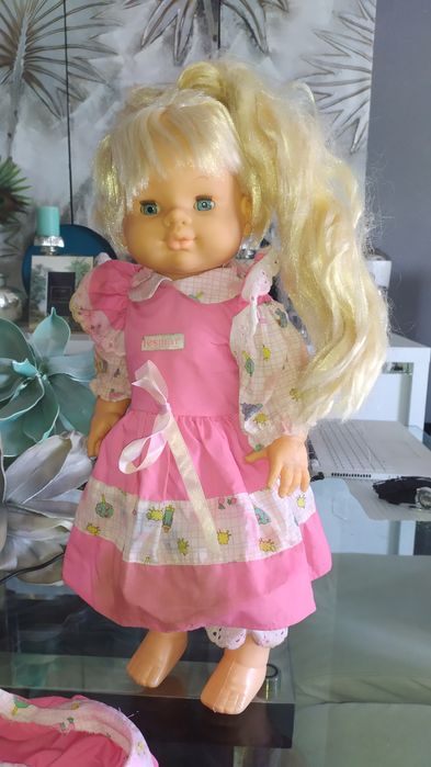 Boneca antiga da jesmar