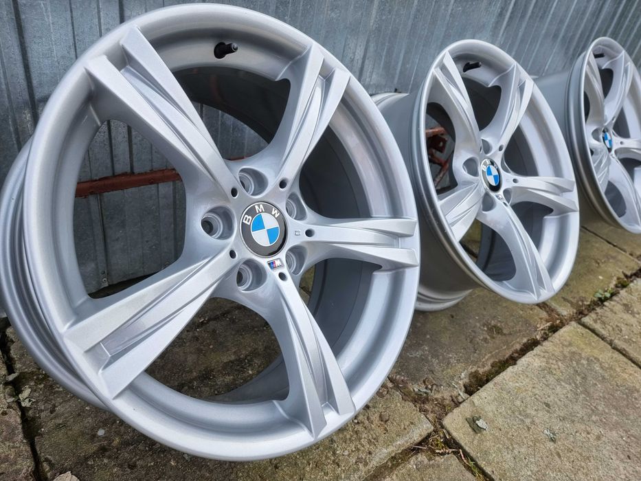 Felgi alufelgi aluminiowe alusy oryginalne BMW Mpakiet 18" 5x120
