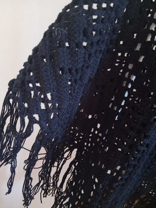 Xaile preto crochê