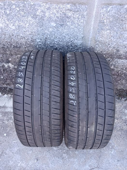 Vendo pneus semi-novos 285/40/20 Dunlop
