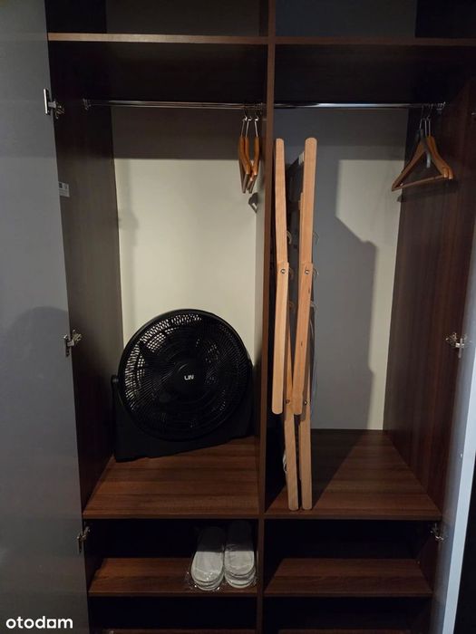 Apartament Studio przy Promenadzie Gwiazd 34 z miejscem parkingowym.