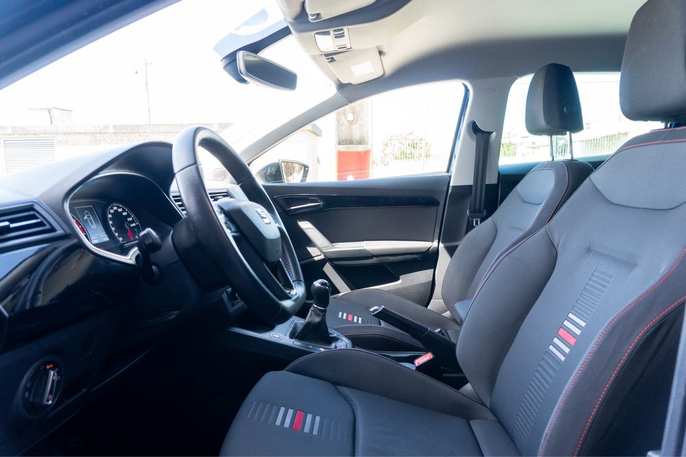 Seat Ibiza 1.0 TSI FR (desde 170€/mês financiamento)