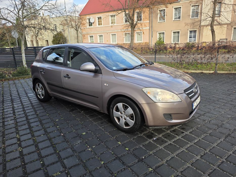 Kia Ceed 1.6 diesle 2007r salon Polaska 1 własciciel
