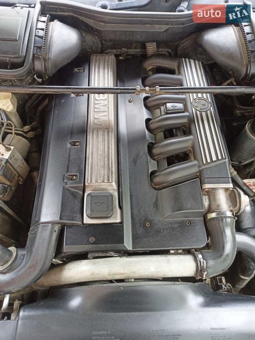 BMW 5 Series 1999 E39