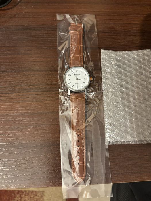 Zegarek brazowy modiya quartz