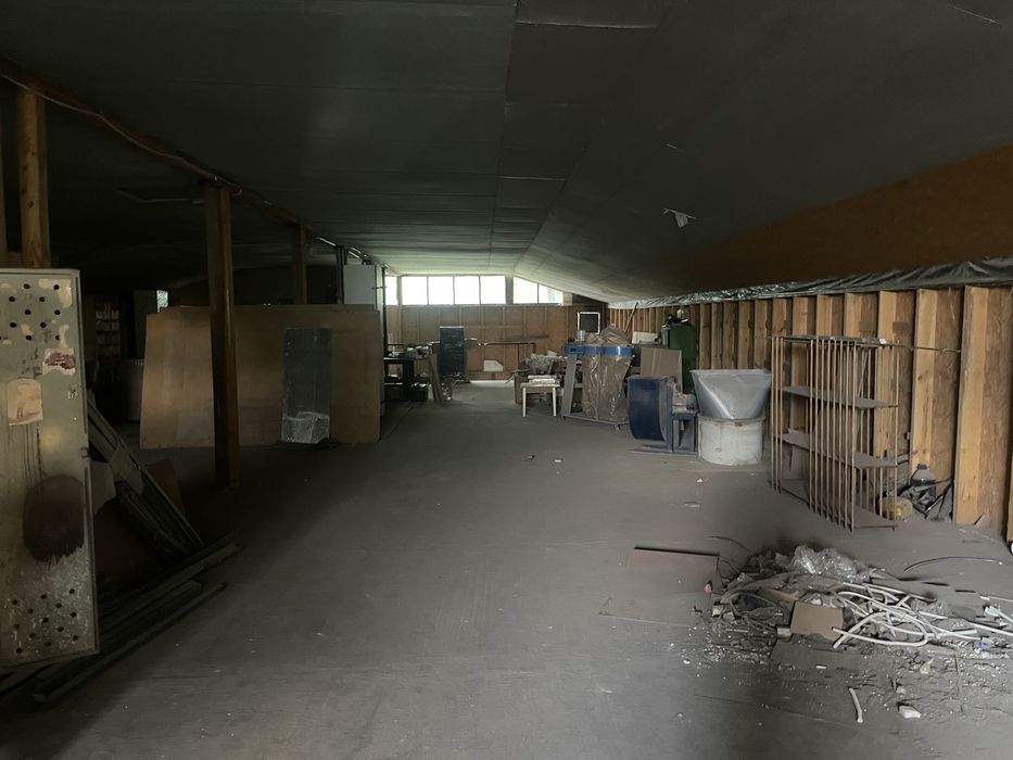 Цех по изготовлению столярных изделий и мебели