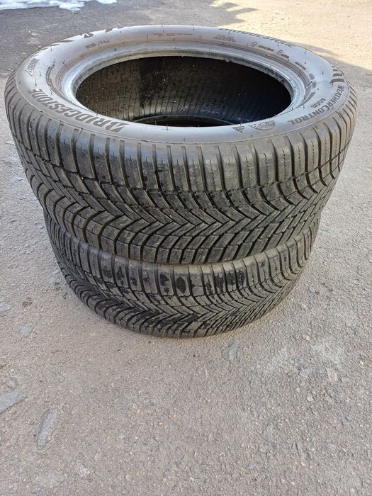 Шини BRIDGESTONE італія. 215 55 16