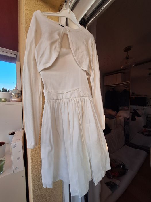 Casaco e vestido Kiabi