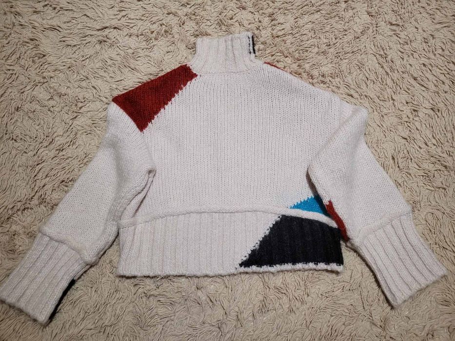 Светр zara,в розмірі s