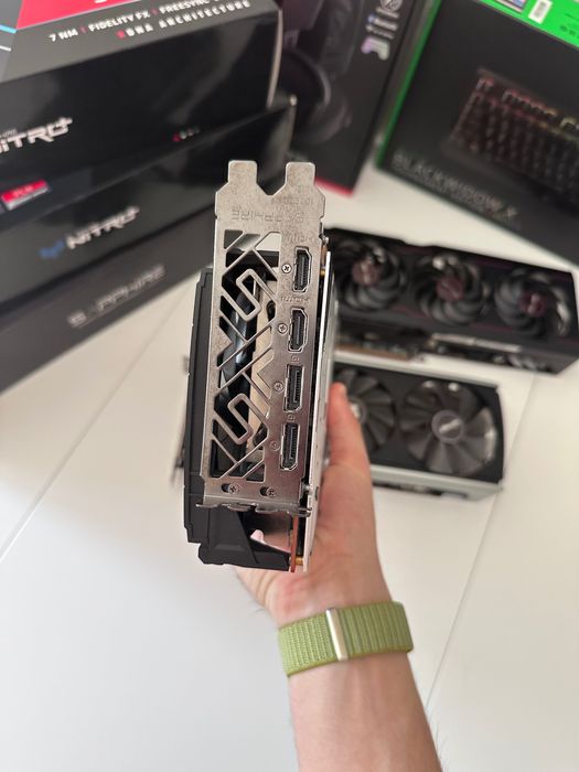 Видеокарта Sapphire Radeon RX 5700 XT NITRO+ 8GB GDDR6