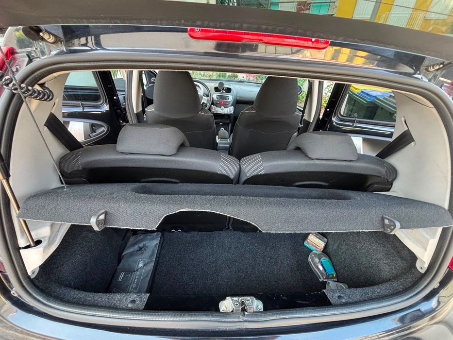 Carro Peugeot 107