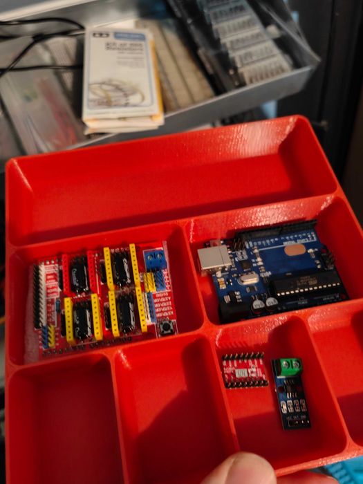 Electronic components and microcontrollers64586412795651121