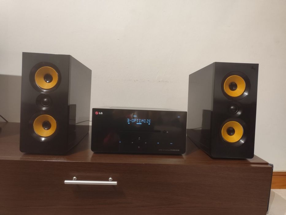 LG  micro Hi-Fi System – Óptimo estado + Comando