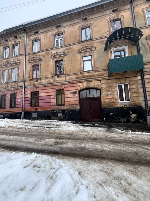 Вулиця Богдана Хмельницького (ближній центр) квартира з ремонтом