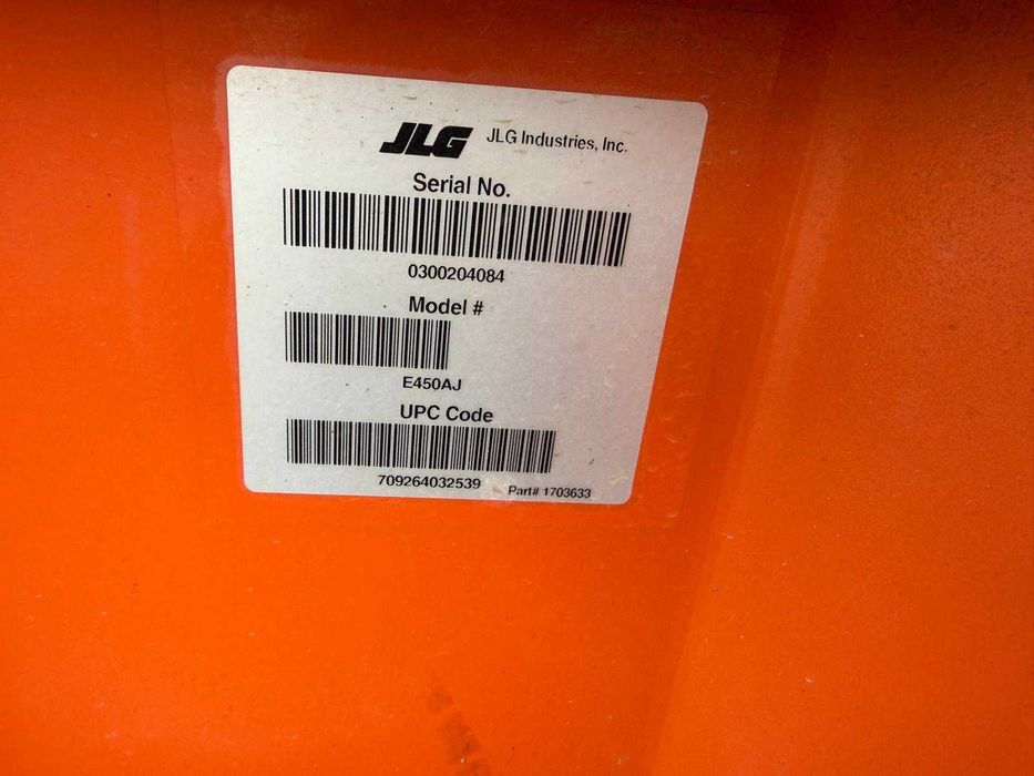 PLATAFORMA ARTICULADA JLG