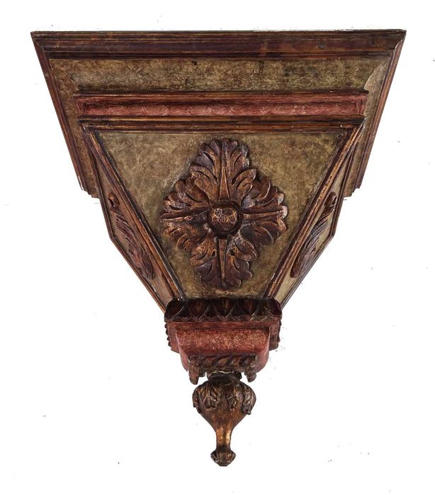 Peanha antiga em madeira