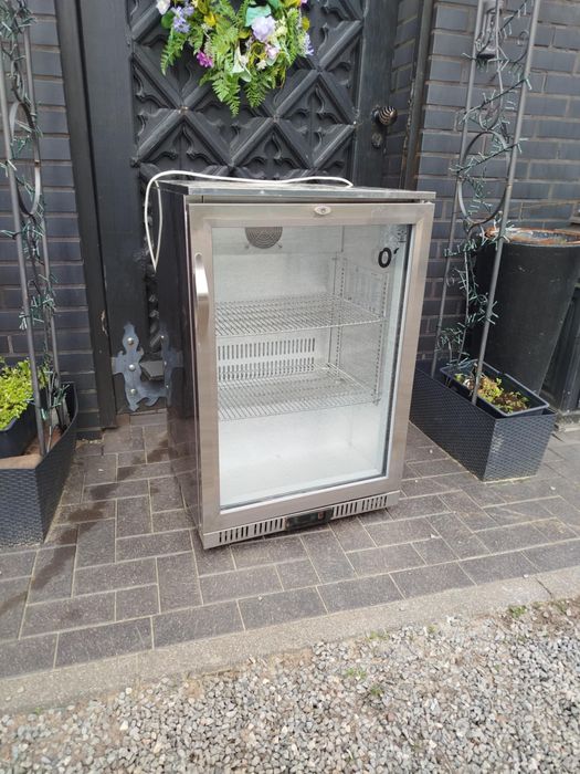 Lodówka podblatowa barowa przeszklona lodówko chłodziarka