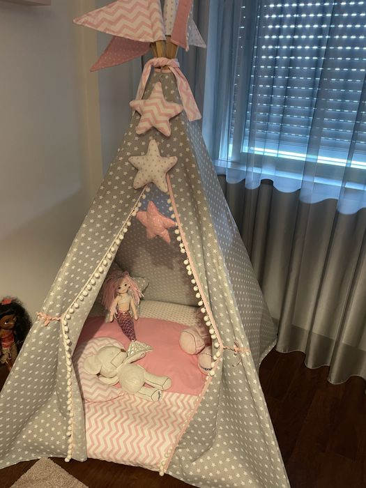 Vendo tenda/spot com almofadao como novo