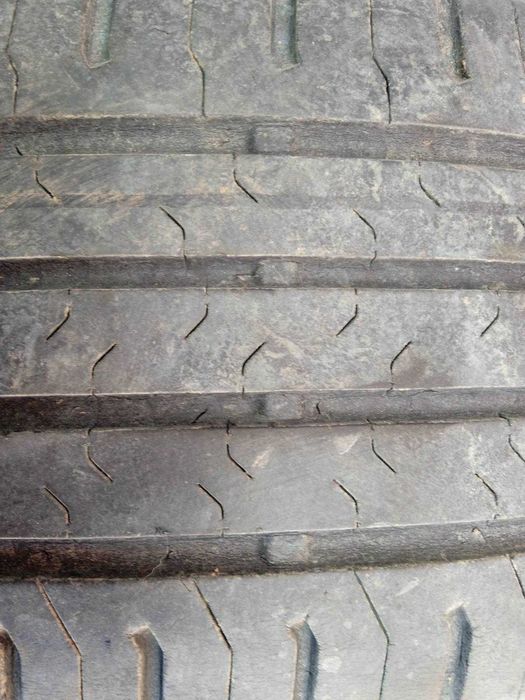 Шини автомобільні