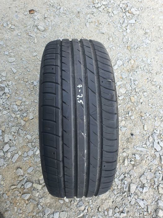OPONA LETNIA Falken Ziex ze914 235x45x17 2012r 7-7,5 mm