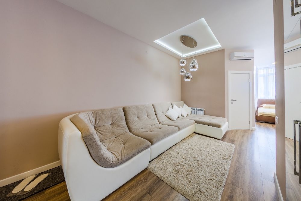 Оренда подобово  біля метро Вокзальна в ЖК Елегант на жилянській,118