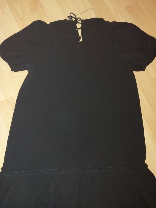 Czarna sukienka XS S 34 36 H&M dla szczuplej mała czarna