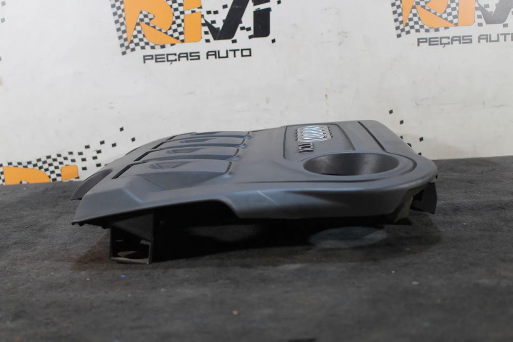 Cobertura do motor / blindagem superior do motor AUDI A3 (8P1)