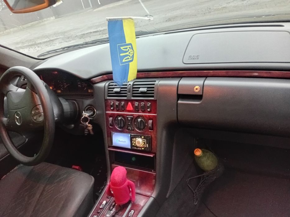 Мерседес w210 2.2cdi