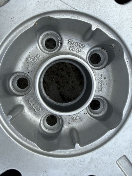 Jantes originais Audi Ronal 15”