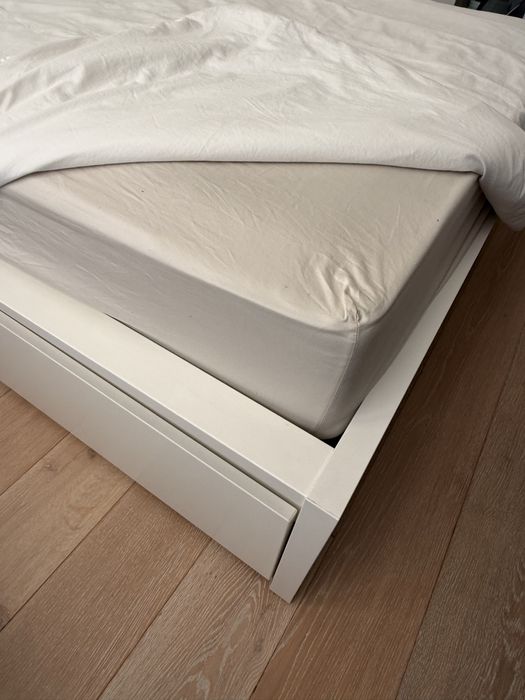 Łóżko MALM IKEA 140x200 cm z 4 szufladami