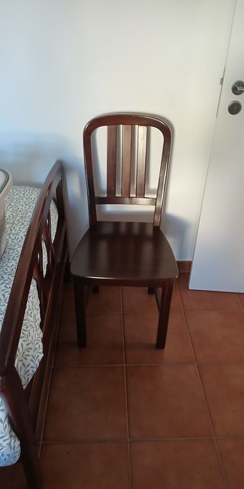 Quarto completo com duas camasindividuais para duas crianças ou hósped