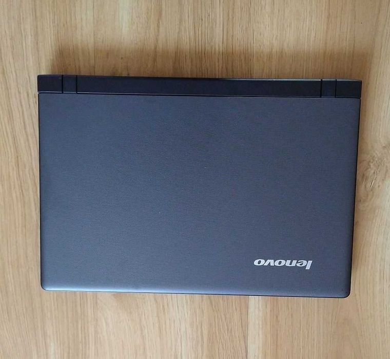 Lenovo B50 - ekran 15.6", dysk 250GB, 8GB Ram, mocny, sprawny