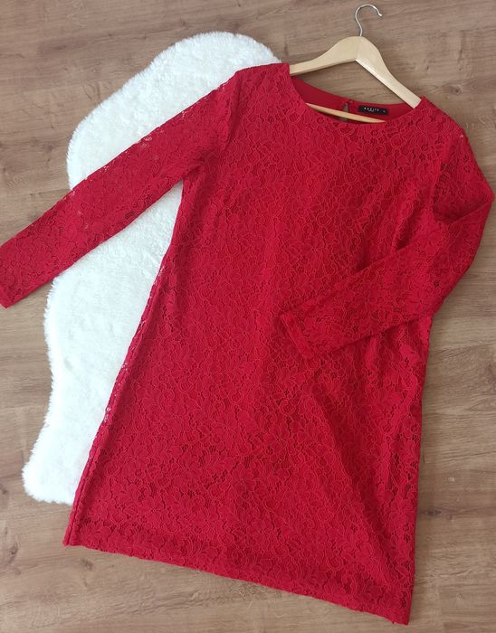 Klasyczna sukienka czerwona koronkowa Mohito basic XL, elegancka, na r