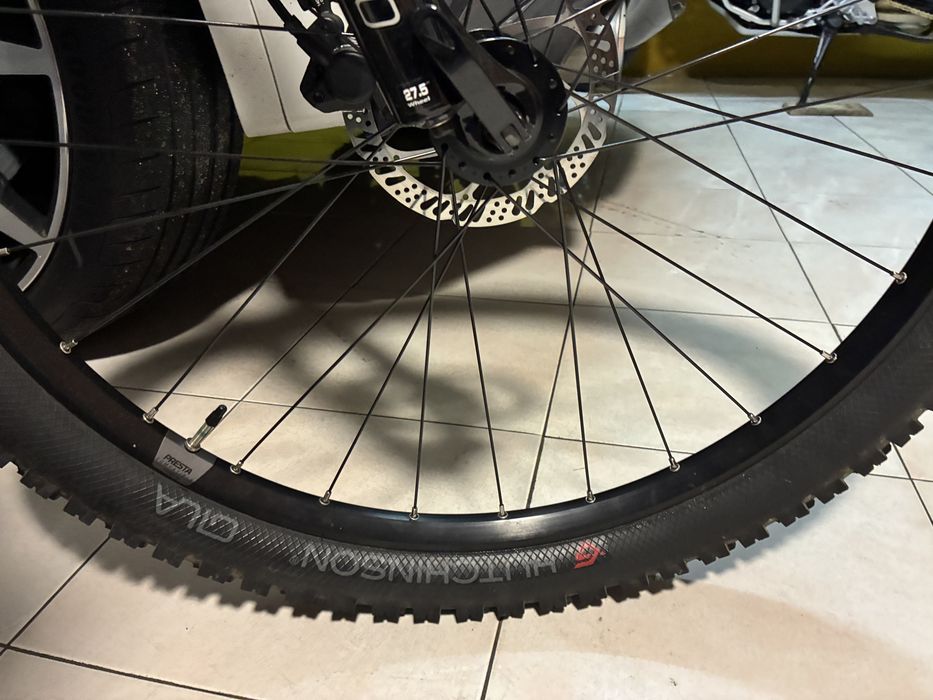 Bicicleta eletrica com açao no pedal, 3 niveis de velocidade