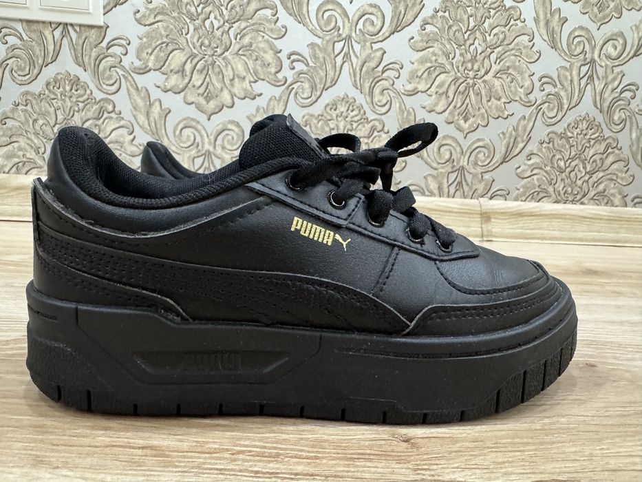 Оригінальні жіночі кросівки Puma Cali Dream Leather