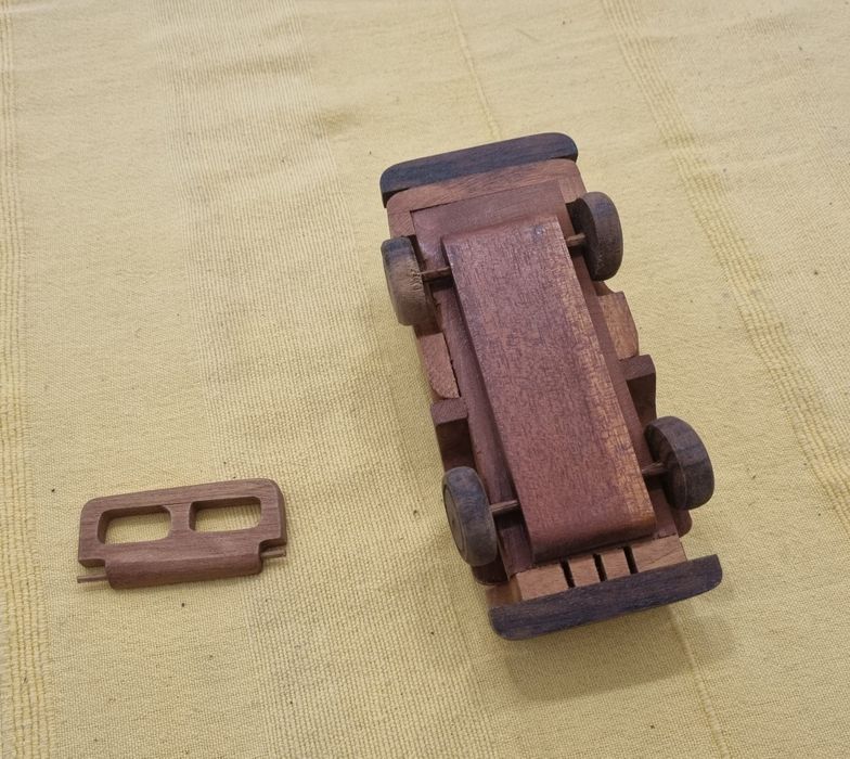 Carro em Madeira Decoração