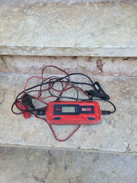 Carregador e manutenção de Baterias inteligente