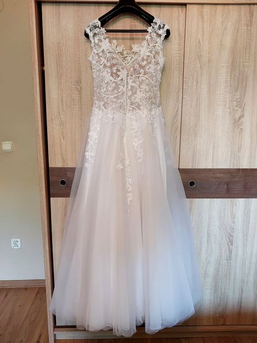 Zjawiskowa suknia ślubna