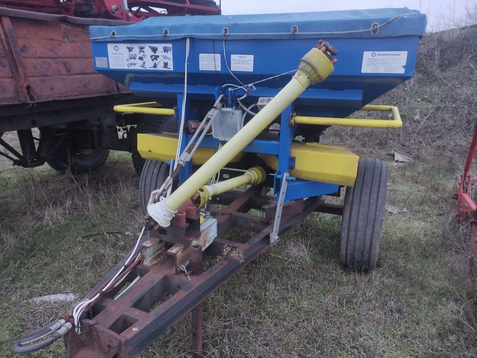 Продам РМД 1000 Урожай на тележке