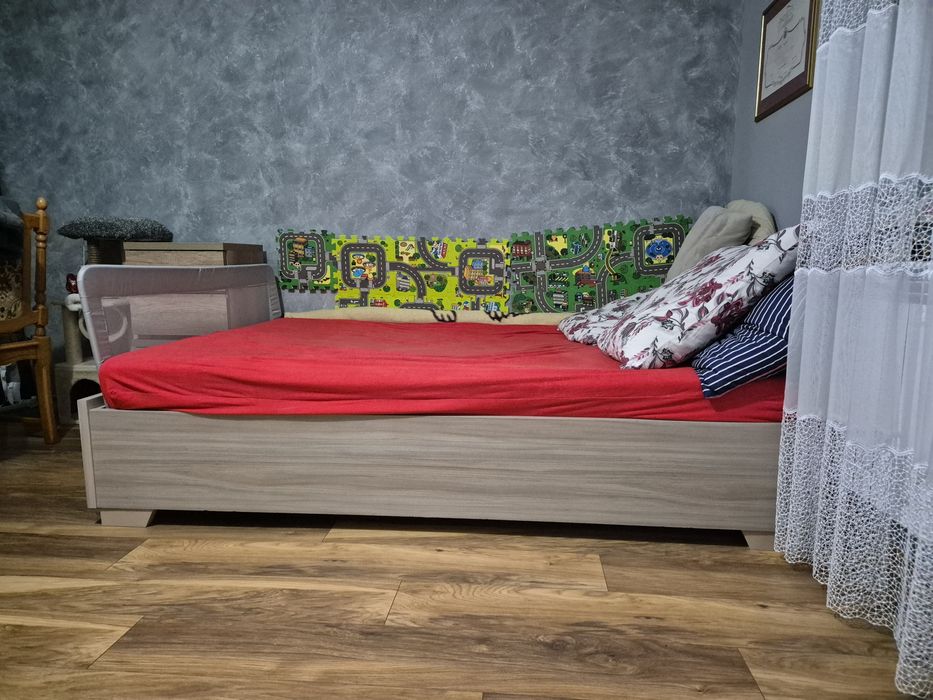 Łóżko 140 x 200cm