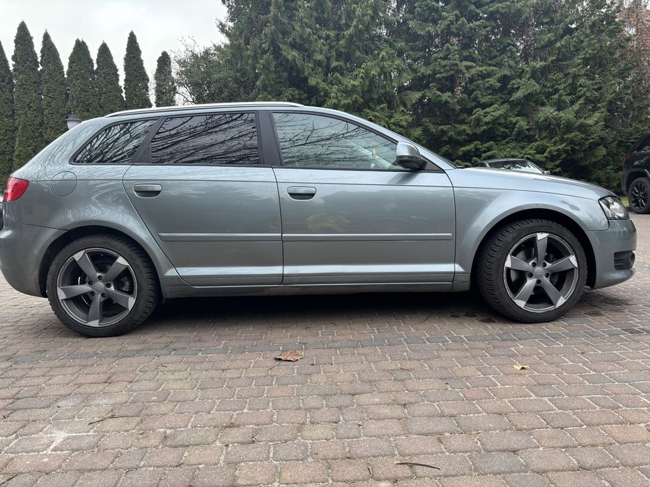 A3 8P 2010 2.0Tdi | Panorama | audio Bose | tempomat | skóry