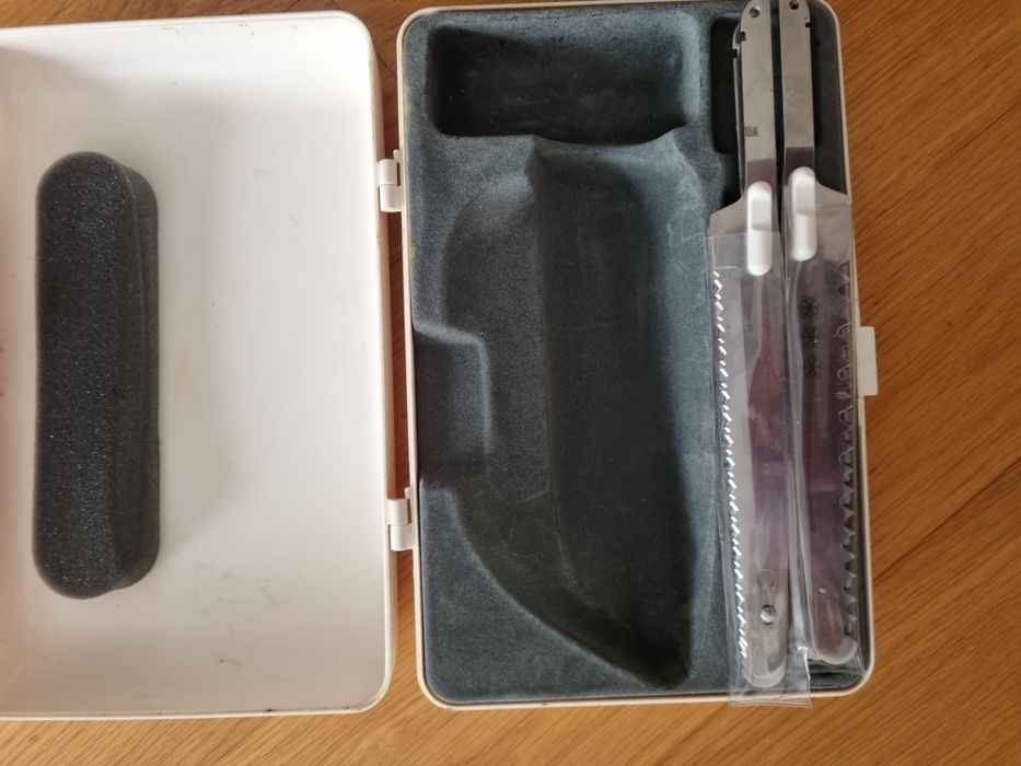 Faca eléctrica Krups nova