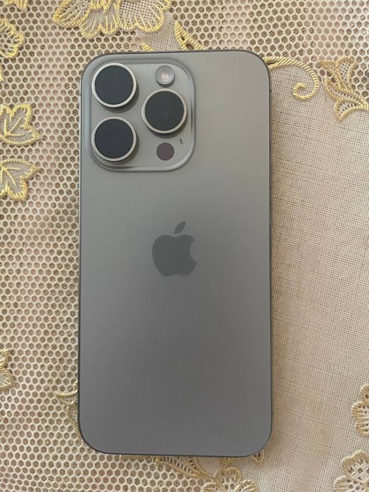 Iphone 15 pro 128 gb та iphone 12 mini