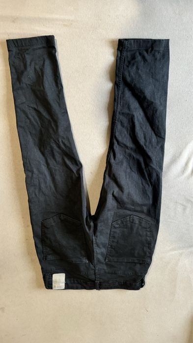 Джинси Bershka в гарному стані