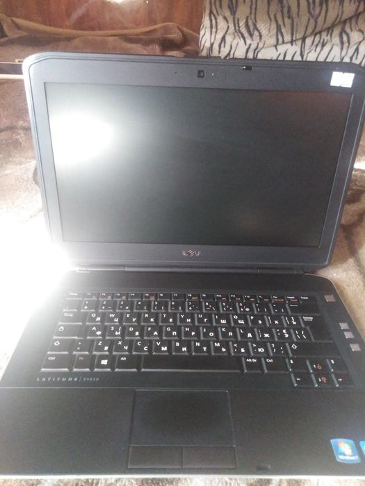 Продам ноутбук Dell E5430 8-128 ssdдля школы