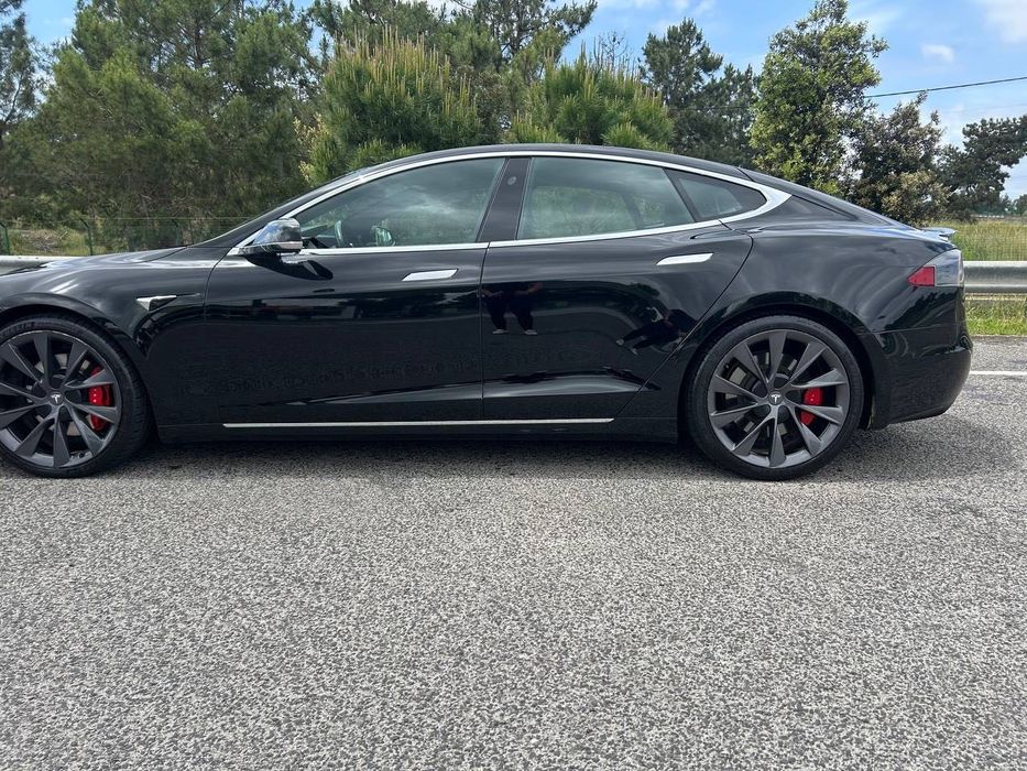 Tesla S Performance