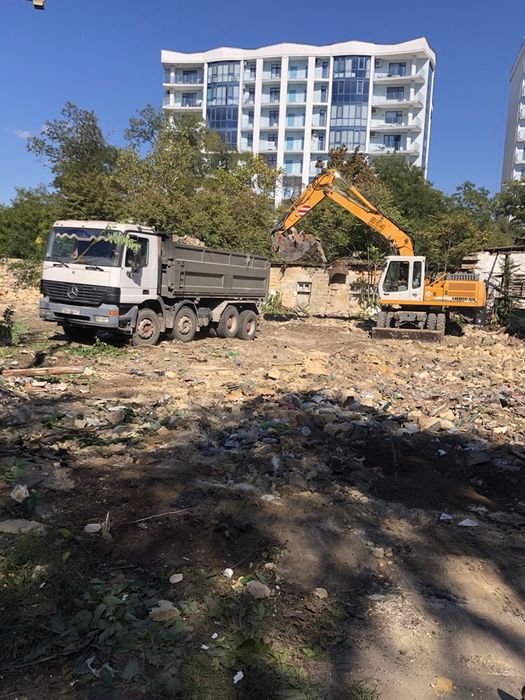 Демонтаж, снос зданий и любых конструкций.