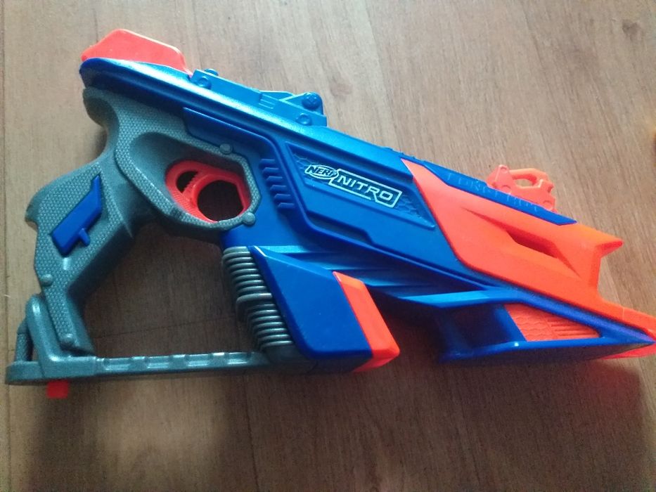 Pistolet NERW Nitro
